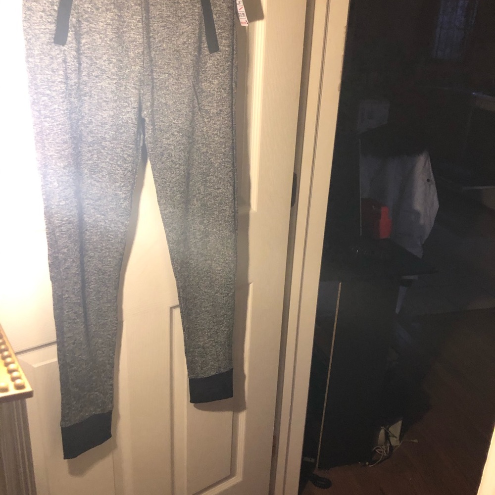 Sweat pants - Picture 2 of 7
